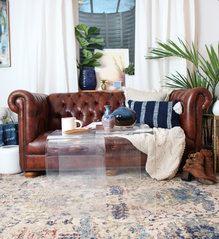 One Room Challenge — Fall 2015 Finale. Final room reveal of my Home Office design project. A makeover with vintage finds mixed with new home decor. I wanted a workspace that was comfy. Click thru to the blog for all the details. - Interior Design using the Loloi Anastasia Rug and Vintage Chesterfield Sofa