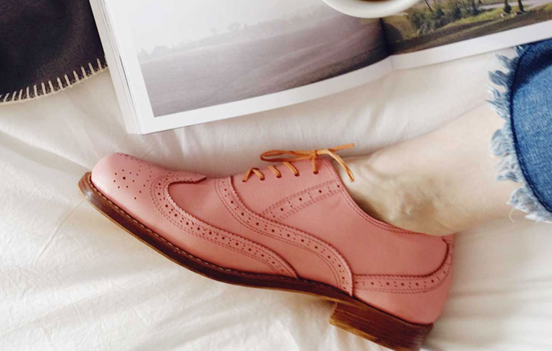 Leather pink oxford shoes handmade by Cristha Fuentes shoemaker artisan