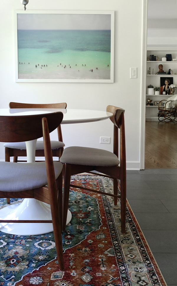 Blogger Stylin Home Tour - Summer Edition -white tulips table and vintage wood mid century modern chairs