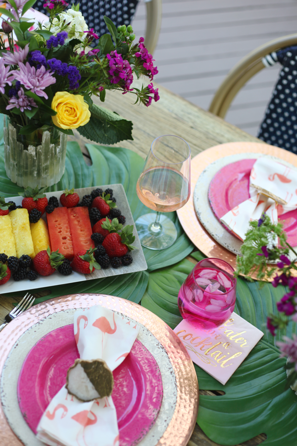 Outdoor Entertaining in the Neighborhood - #Pier1BlockParty #pier1love