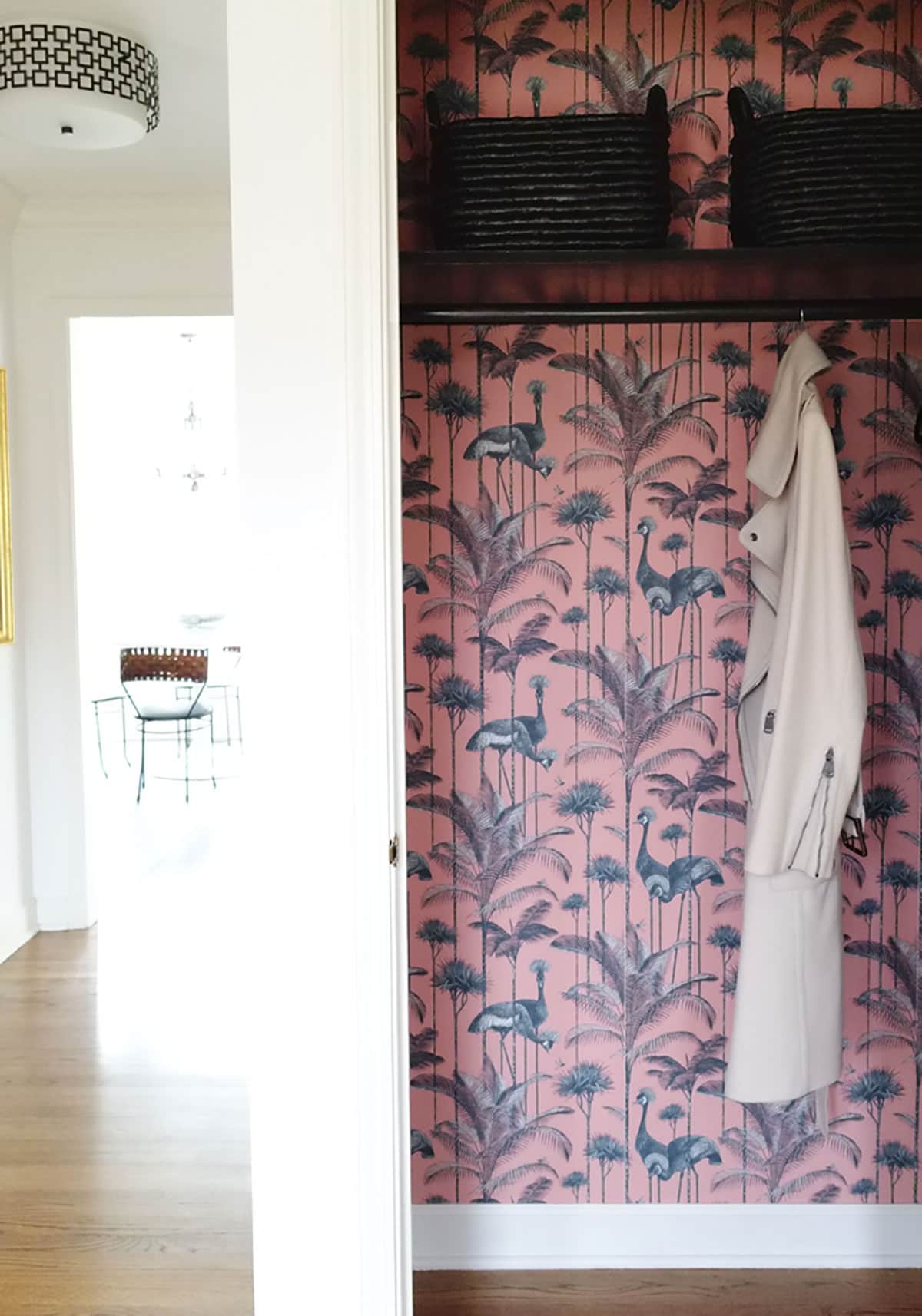 how to hang wallpaper 