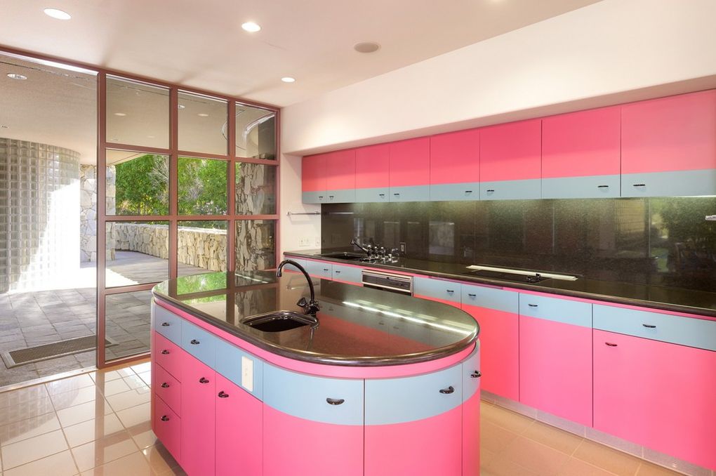 80's mansion in bright pink neon 74380 Palo Verde Dr, Indian Wells, CA 92210