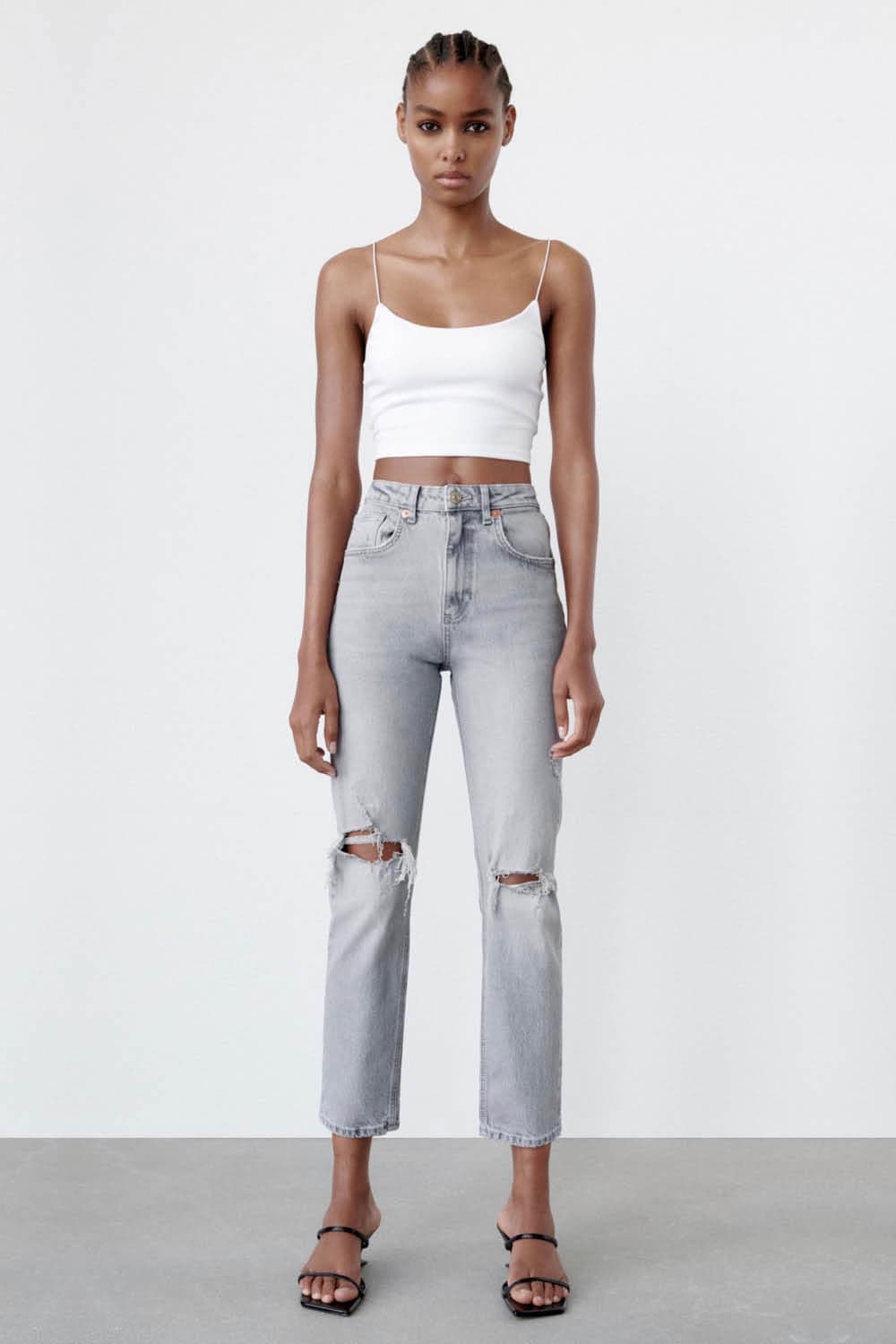 Find the trending styles in denim jeans