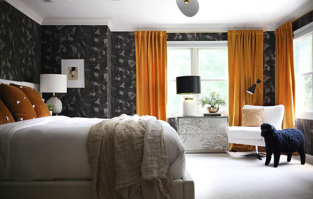 Phillip Jeffries Broad Strokes black textured wallpaper in bedroom
