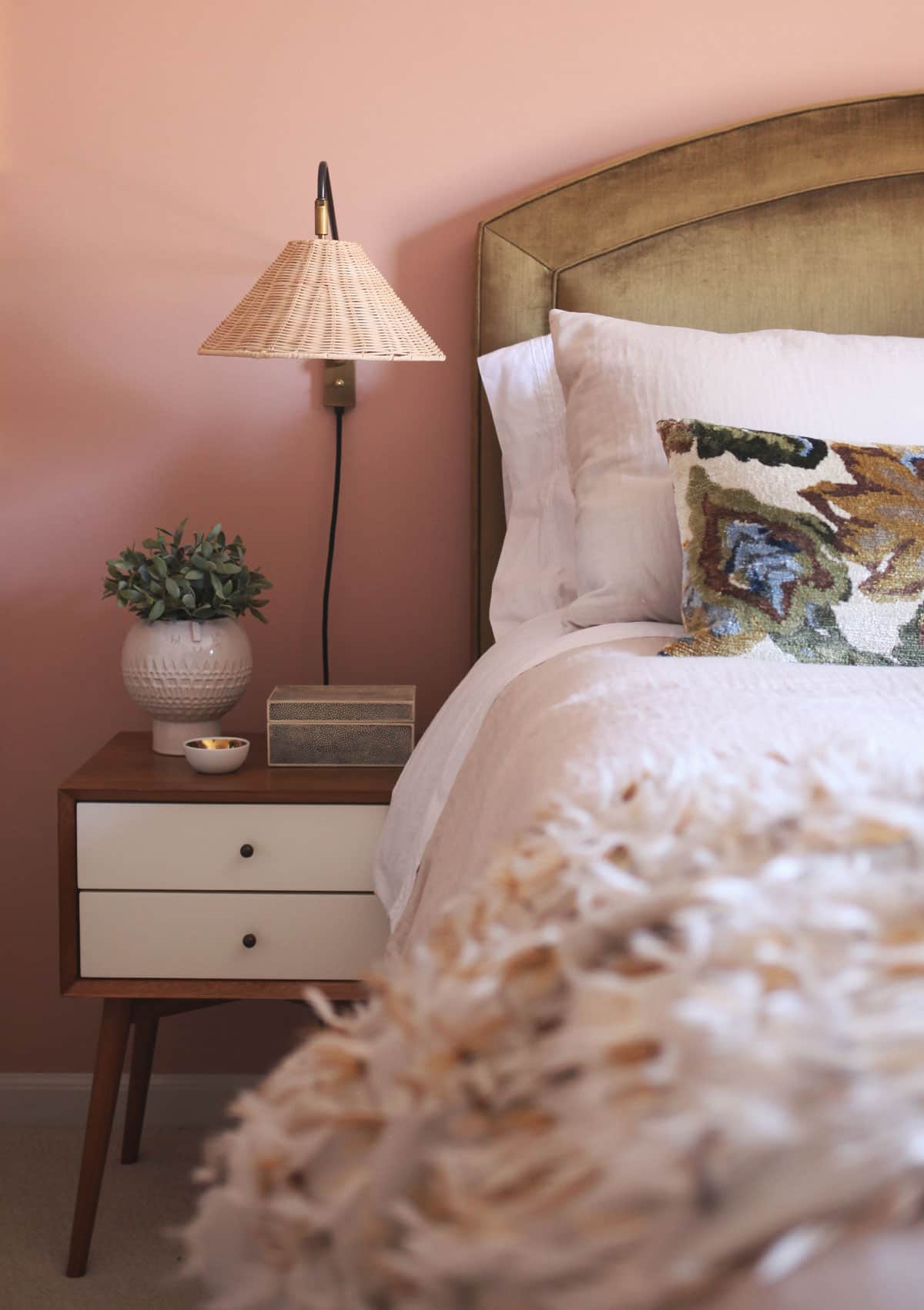 stylish bedroom home decor