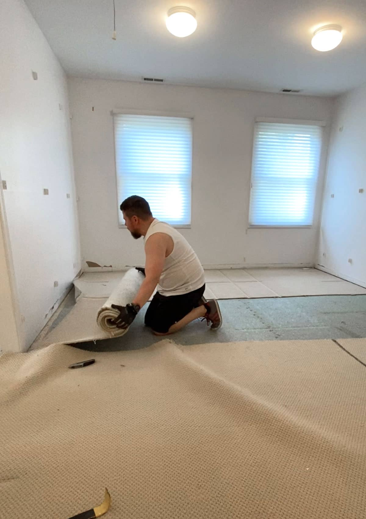 Walk-in closet renovation - carpet removal on demo day