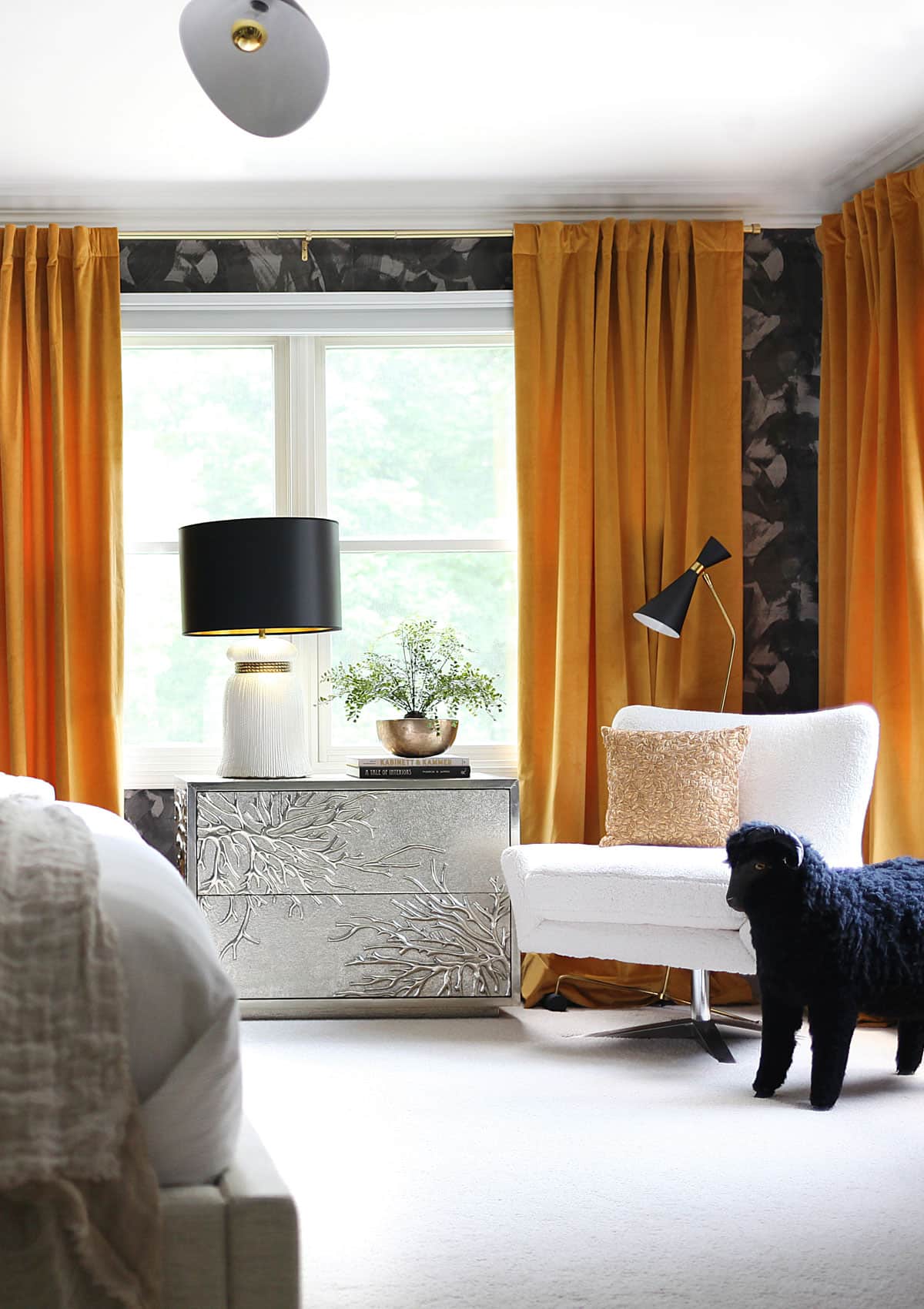 How to make your home look expensive with curtains