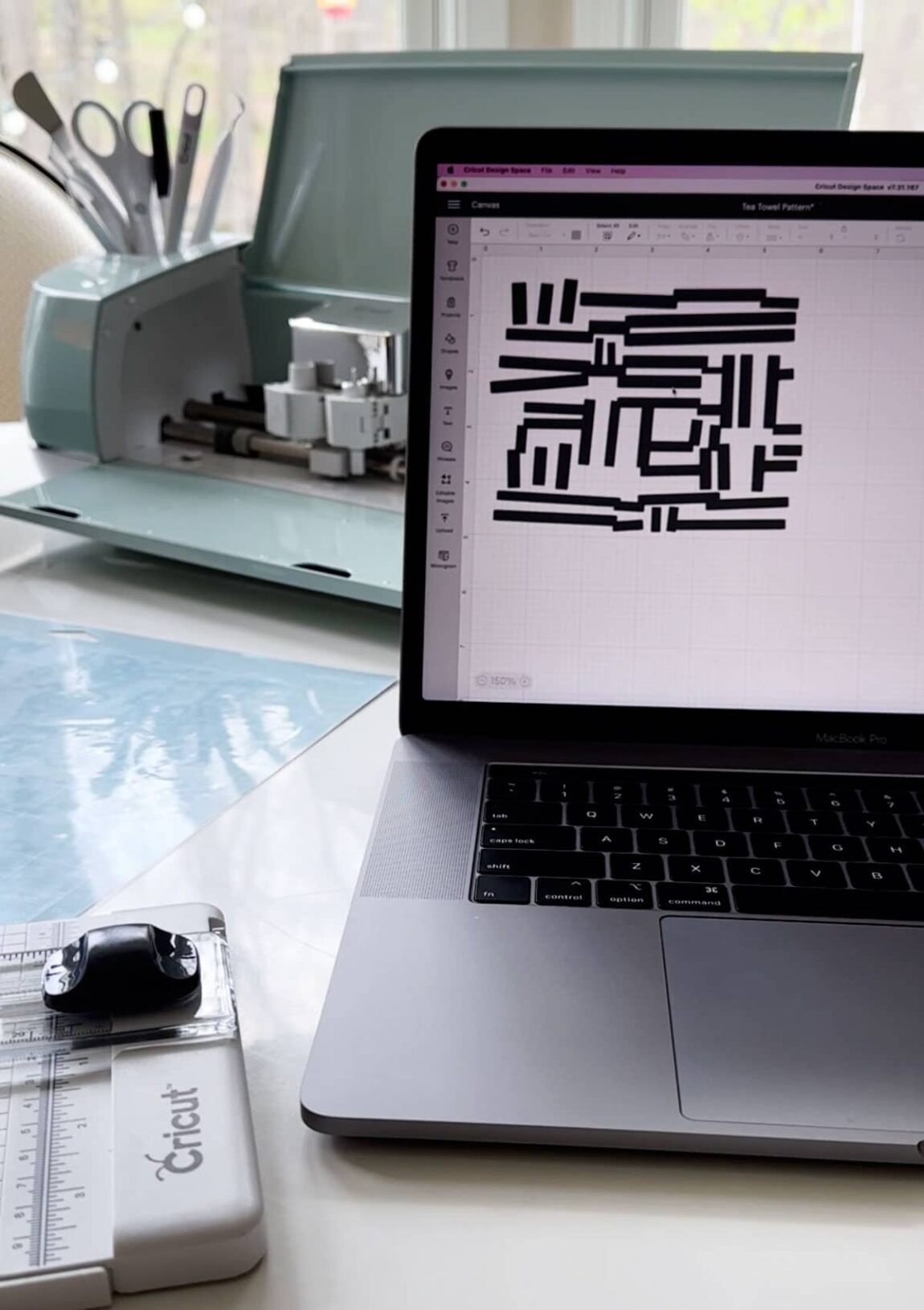 easy-cricut-project-modern-tea-towel-design-house-of-hipsters