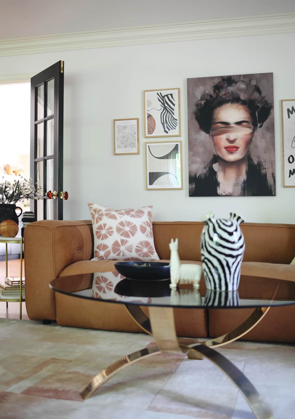 Gallery Wall Ideas - Affordable modern art prints from Desenio. Mix and match your art for an eclectic look and feel.