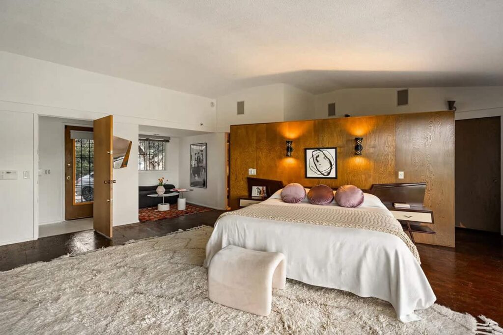 Paul Rubens Mid-Century Modern Home - Bedroom