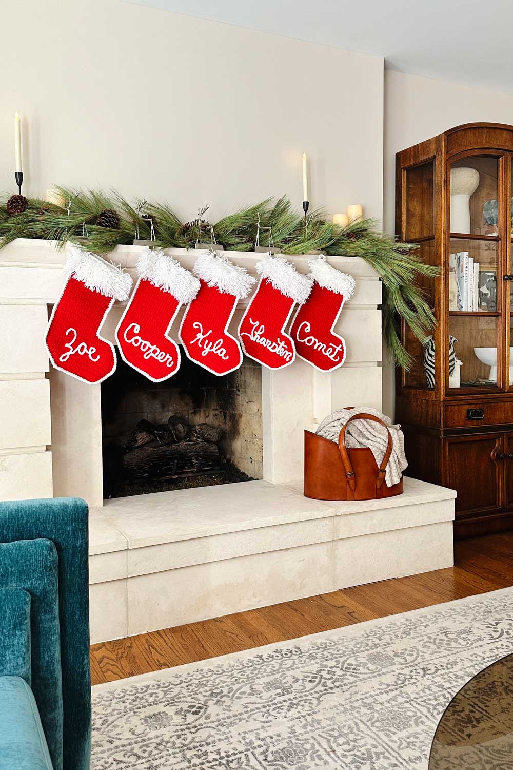 easy holiday mantel decor ideas