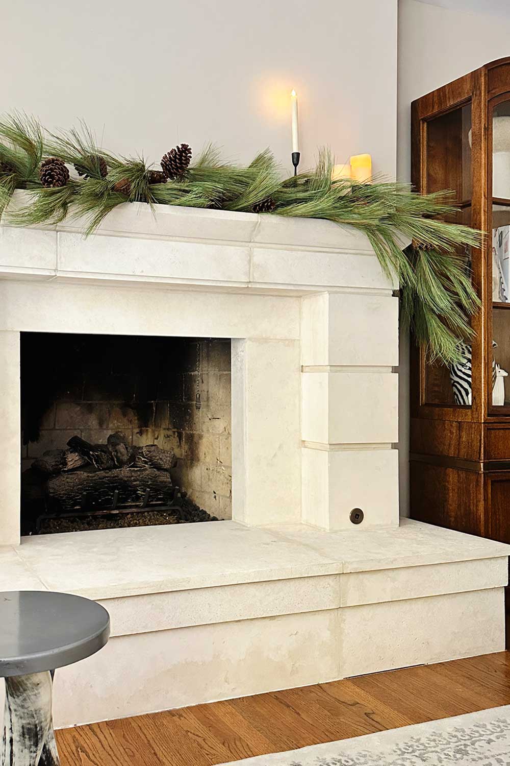 easy holiday mantel decor ideas